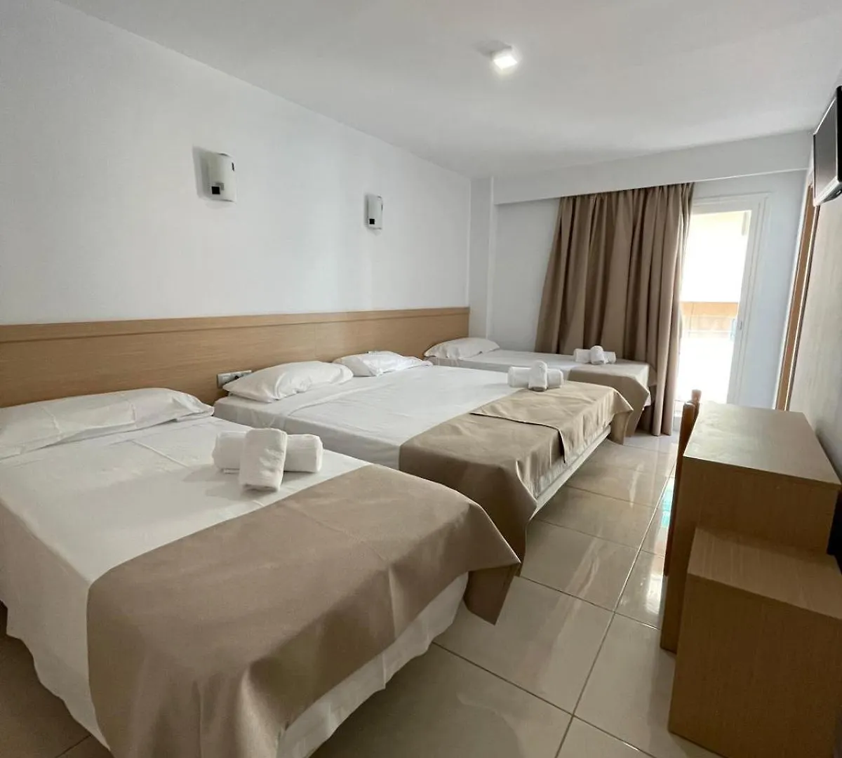 Casthotels Leblon El Arenal  Hotel